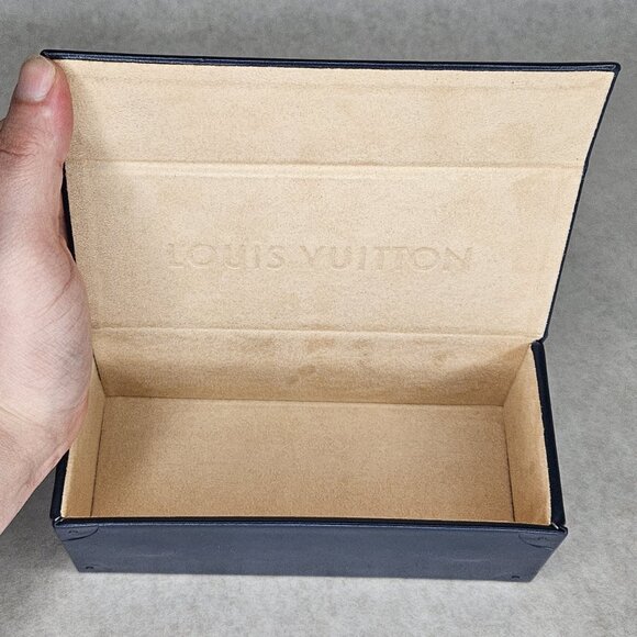 Blue Louis Vuitton LV Sunglasses Box Case with Dustbag - Picture 8 of 8